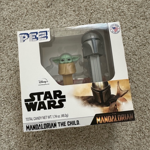 PEZ Candy The Mandalorian & The Child Gift Set - Picture 2 of 6